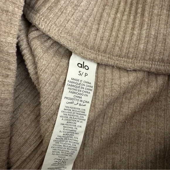 Alo Muse Hoodie and Sweatpants set in Gravel Heather - Picture 5 of 6